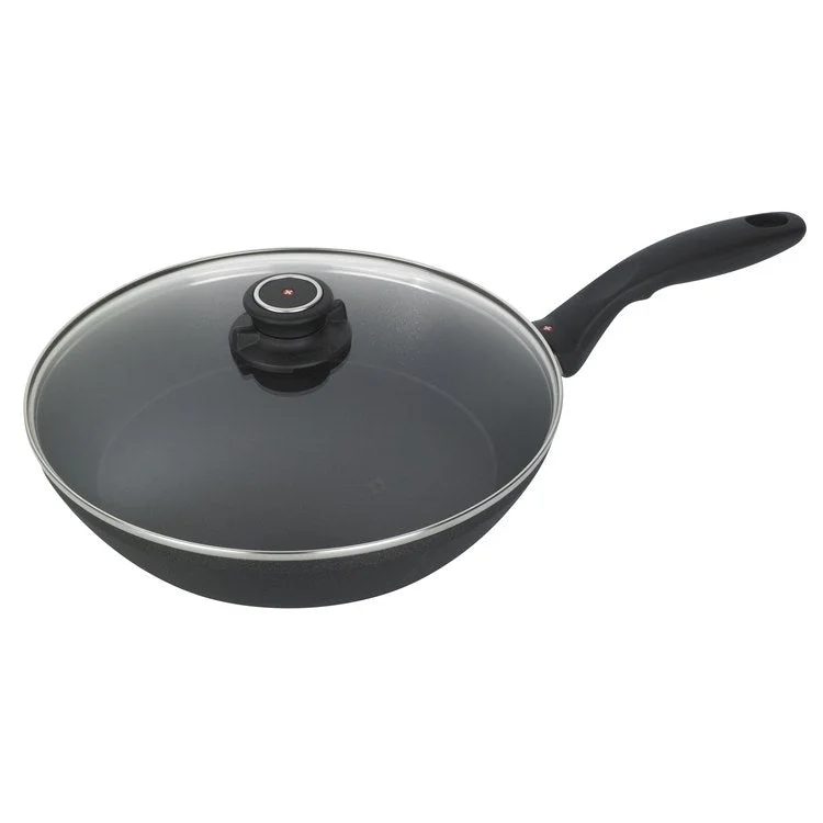 XD Nonstick 11" Stir Fry Pan with Lid